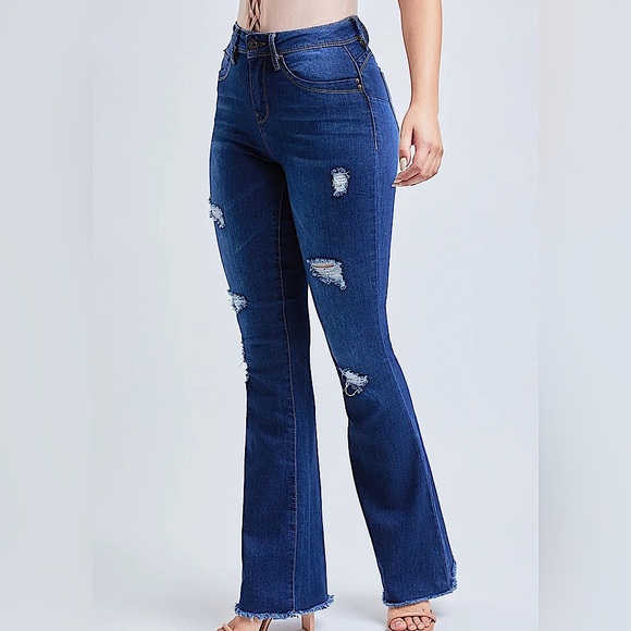 ☃️BOGO50%☃️ 🆕💙YMI: WBB WannaBettaButt Super Flare Jeans 11/30 - Picture 2 of 12